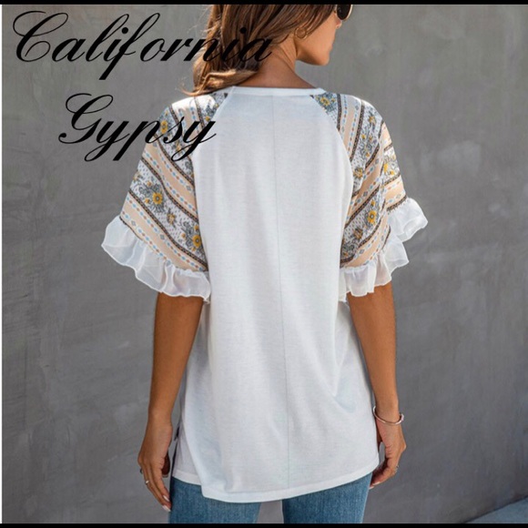 LAST ONE Chiffon Flutter Sleeve Blouse - Picture 4 of 7